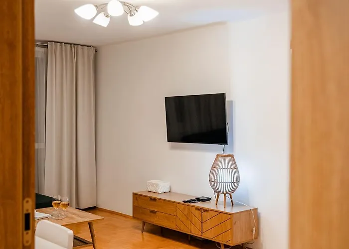 Lagiewniki - 52 M2, Workspace - By Rentujemy Apartment Krakau