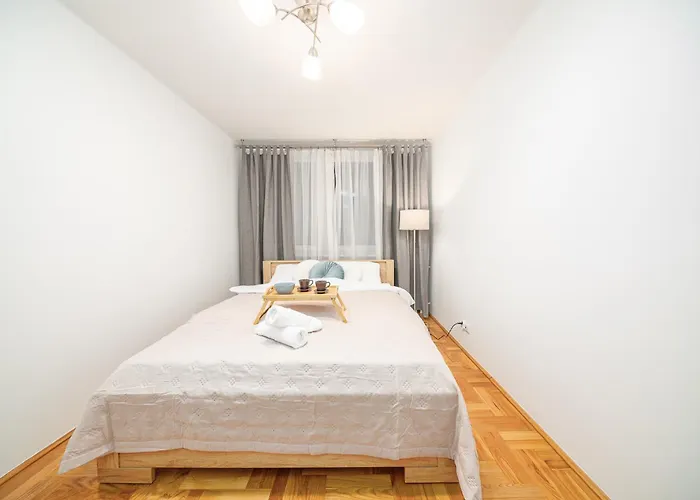 Lagiewniki - 52 M2, Workspace - By Rentujemy Appartement *